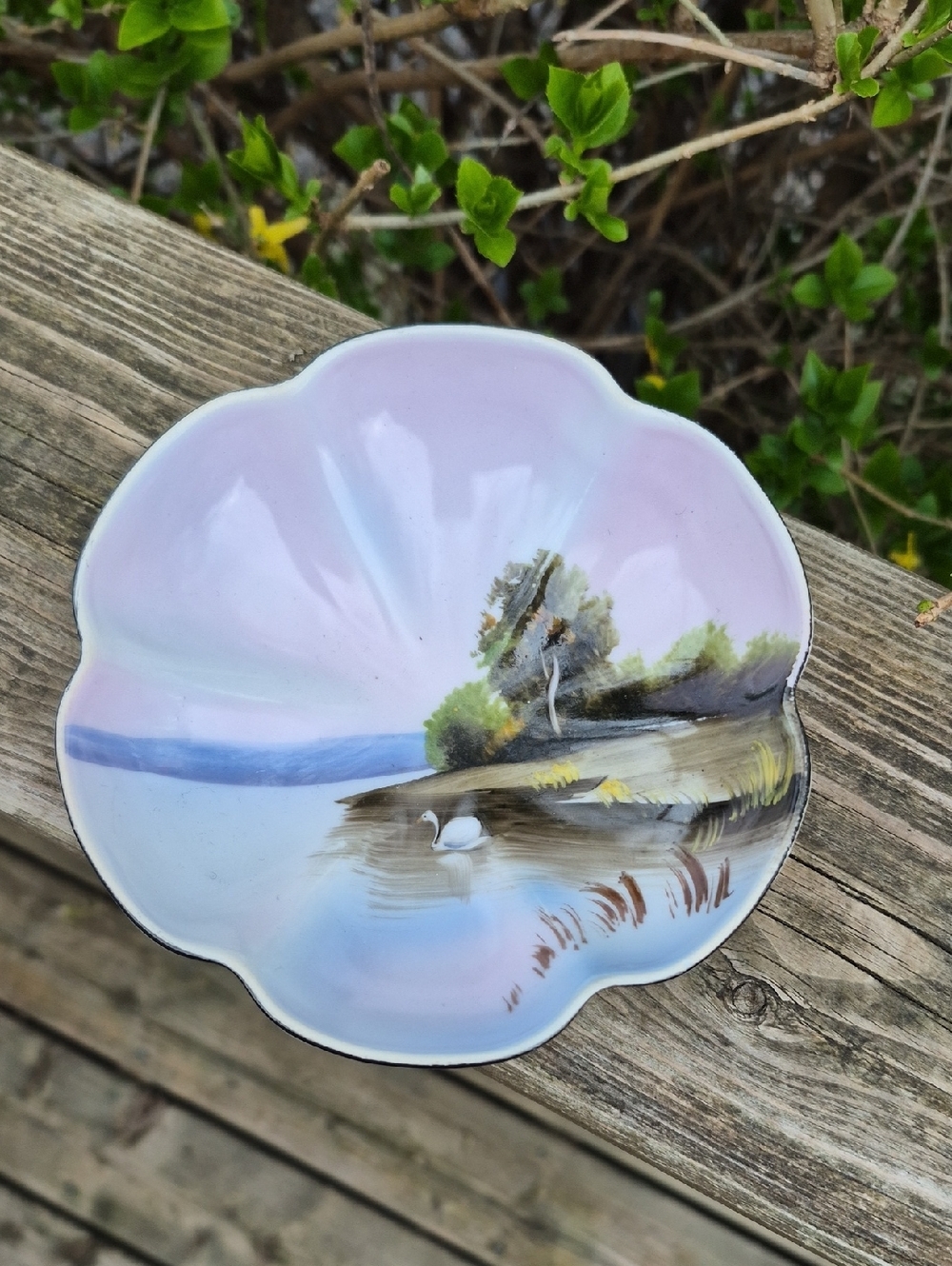 Noritake Vintage Scalloped Edge Decorative Dish